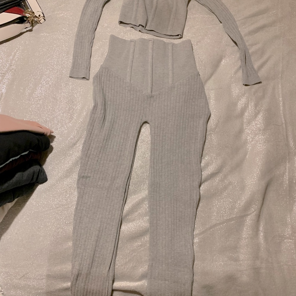 Fashion Nova 2 piece set don’t waist your time sweater set NEVER WORN smoke free